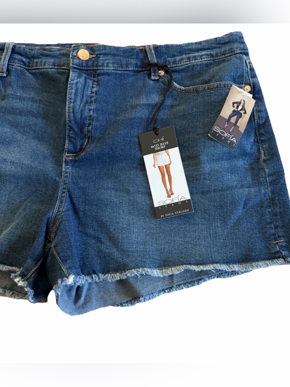 NWT SOFIA VERGARA Chi Dark Wash Mid Rise Cut Off Denim Jean Shorts Size 16 - Picture 2 of 11